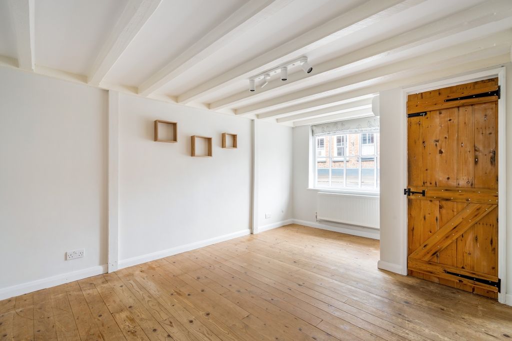 Property photo 2 of 16 Drake Cottage 316...