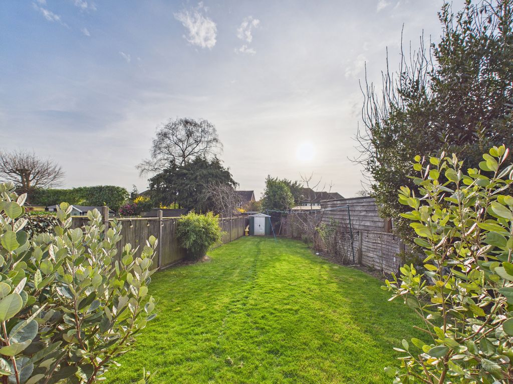 Property photo 3 of 18 Garden