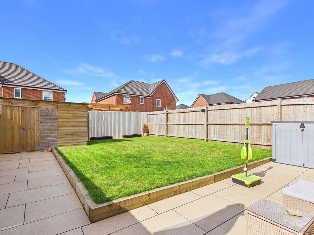 Property photo 2 of 16