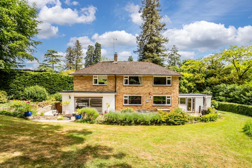 Property photo 1 of 24