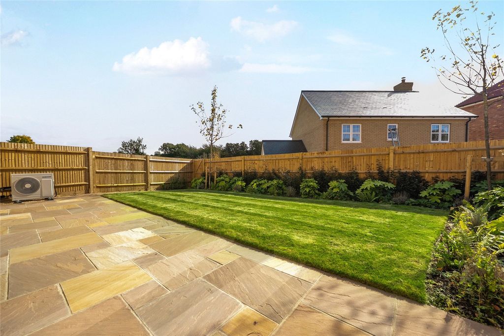 Property photo 3 of 12 Picture No. 08