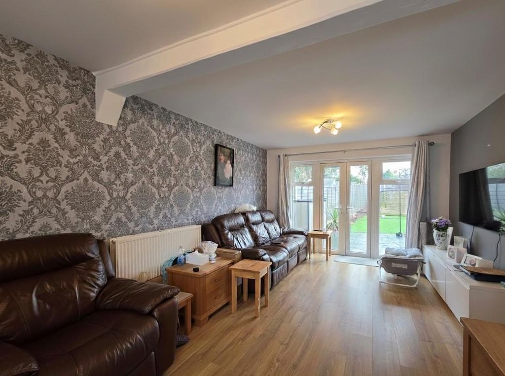 Property photo 3 of 7 3.Jpg