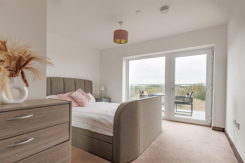 Additional image 8 of 2 bed flat for saleGodfrey House, Edinburgh Gate, Harlow CM20