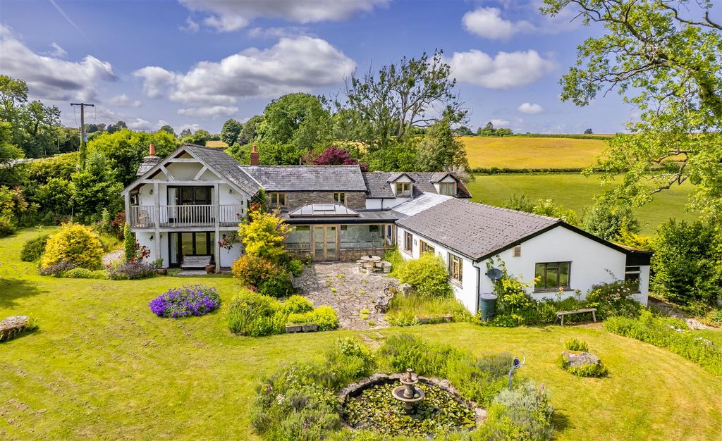 Property photo 1 of 17 Dji_0531-Edit.Jpg
