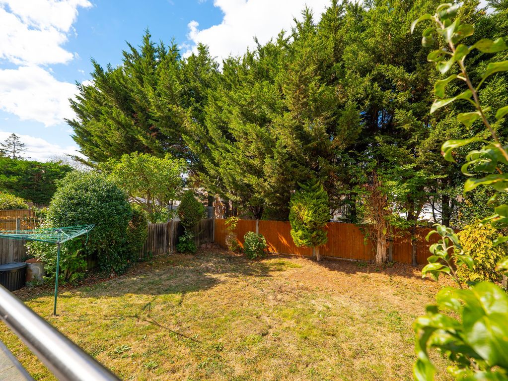 Property photo 3 of 14 Garden