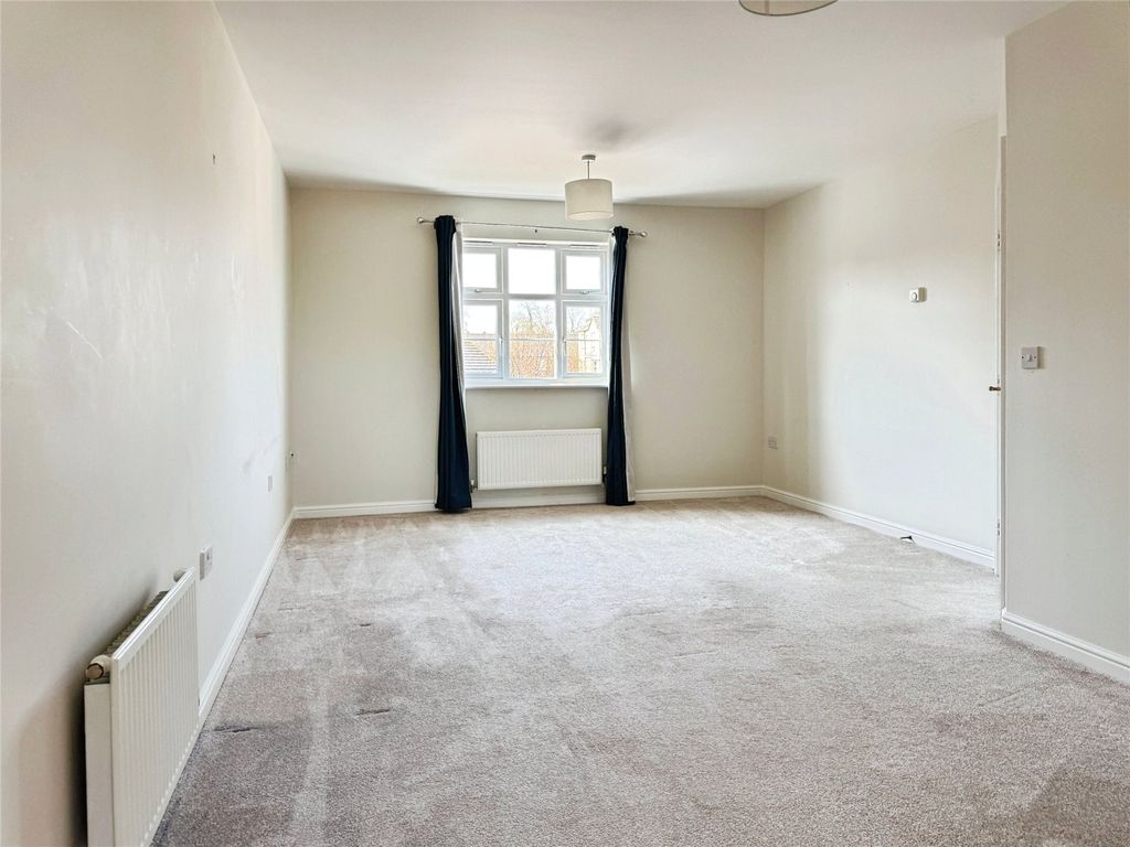 Property photo 2 of 14 Picture No. 56