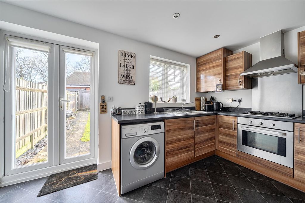 Property photo 2 of 24 1424563-1-69B14420c3c99.Jpg