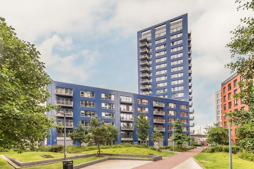 Property photo 1 of 9