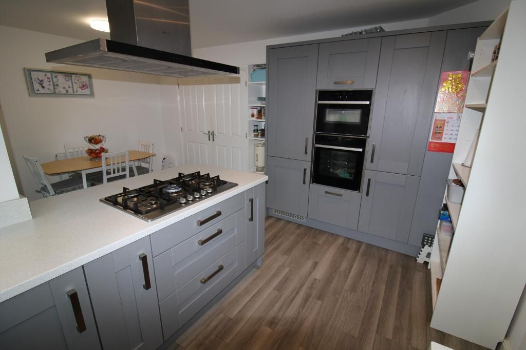 Property photo 3 of 16 Kitchen/Diner