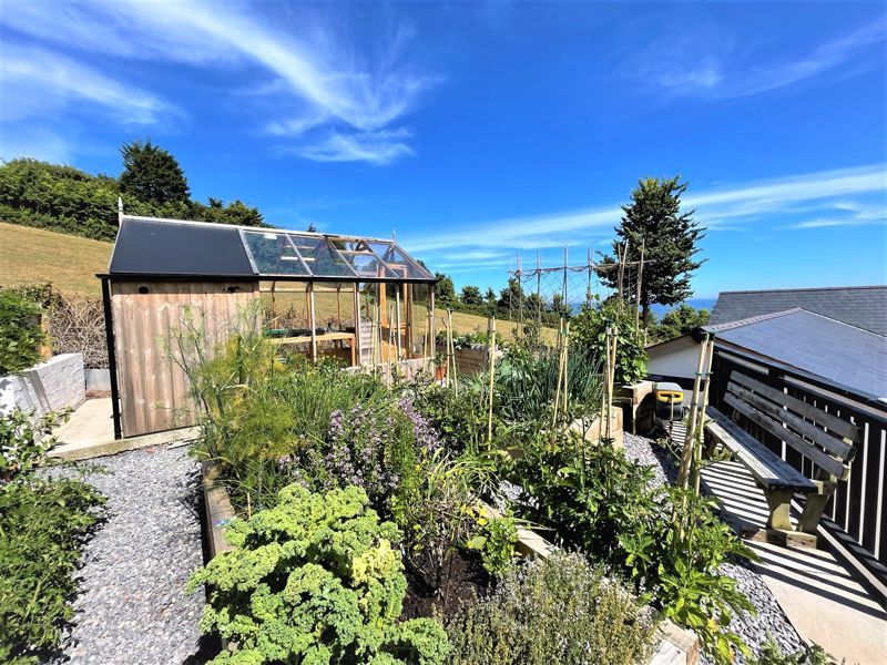 Property photo 3 of 17 Photo 2