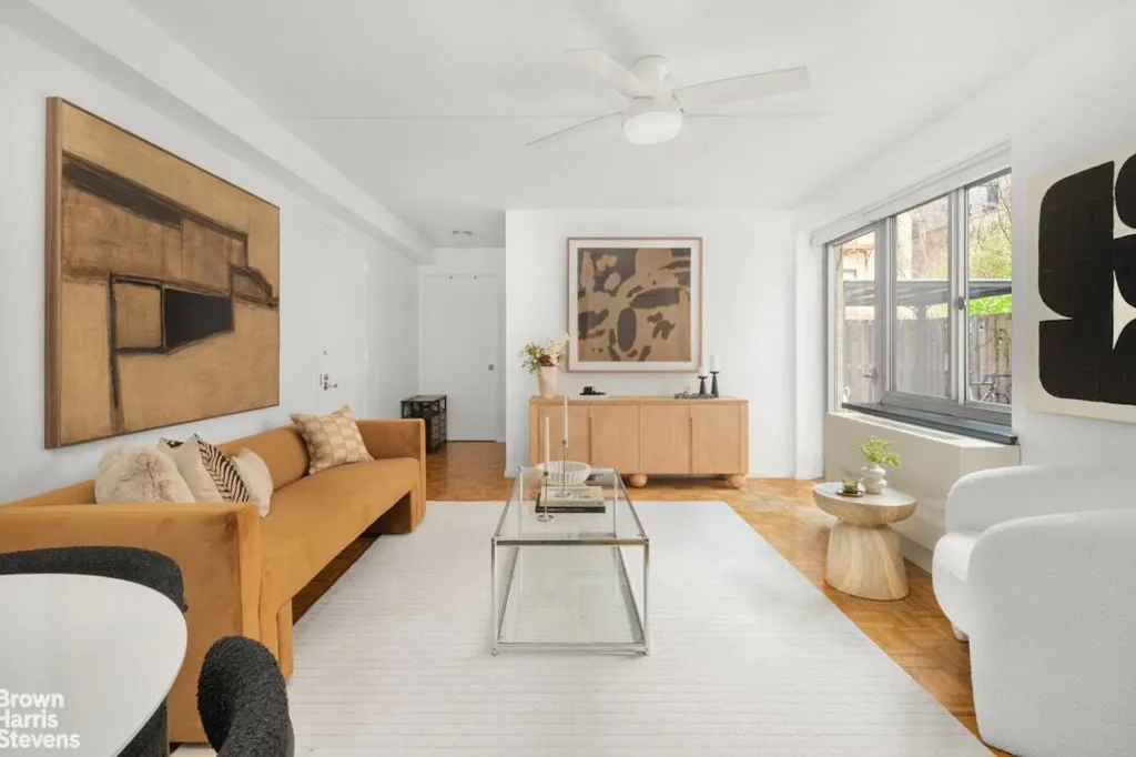 Property photo 3 of 9 <Alttext/>