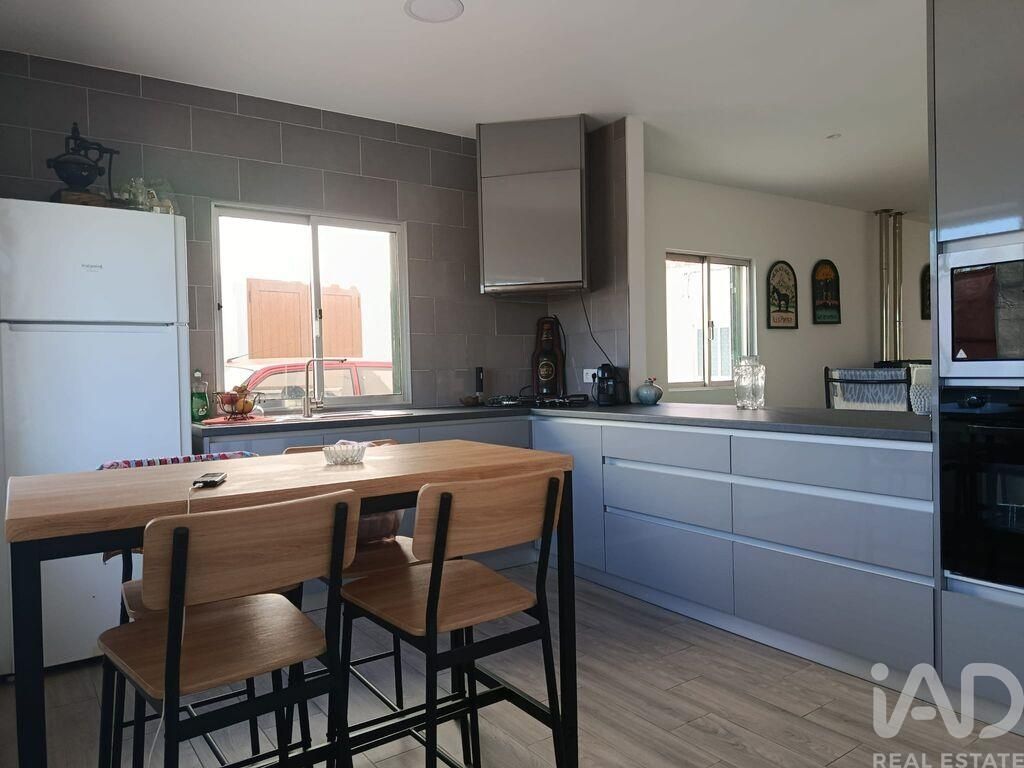 Property photo 1 of 35