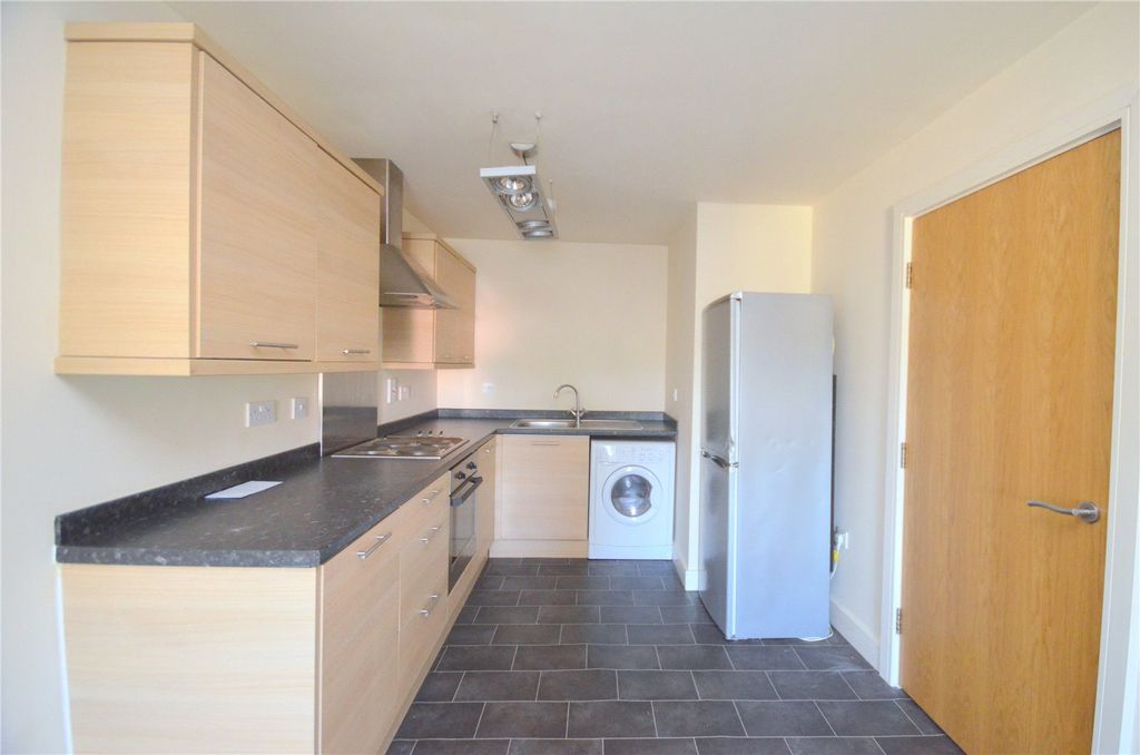 Property photo 2 of 9 Picture No. 06