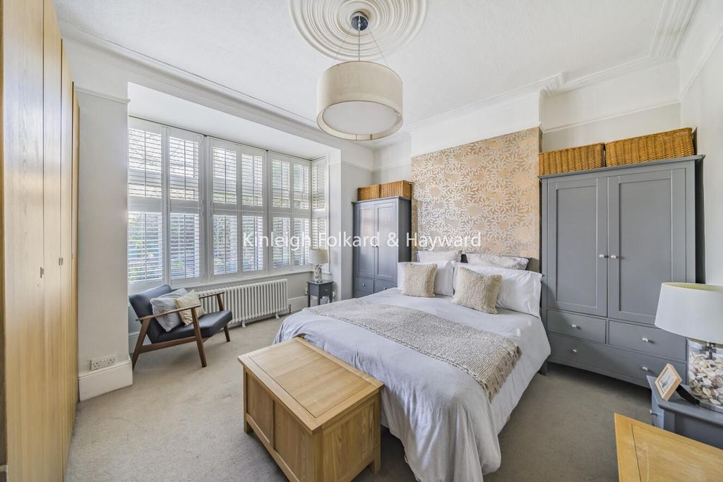 Property photo 3 of 13 Picture 3