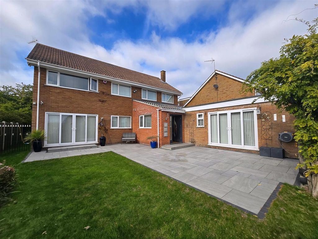 Property photo 1 of 29 Main Photo