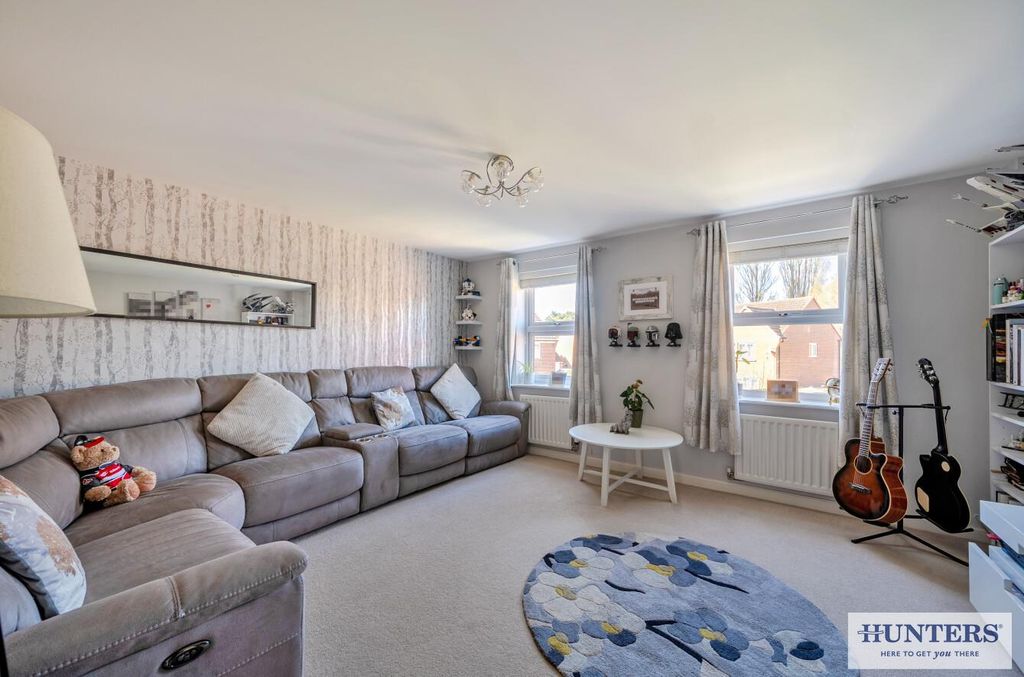 Property photo 2 of 21 Aab08F5d-6559-4631-B539-91B5d987Beab.Jpg