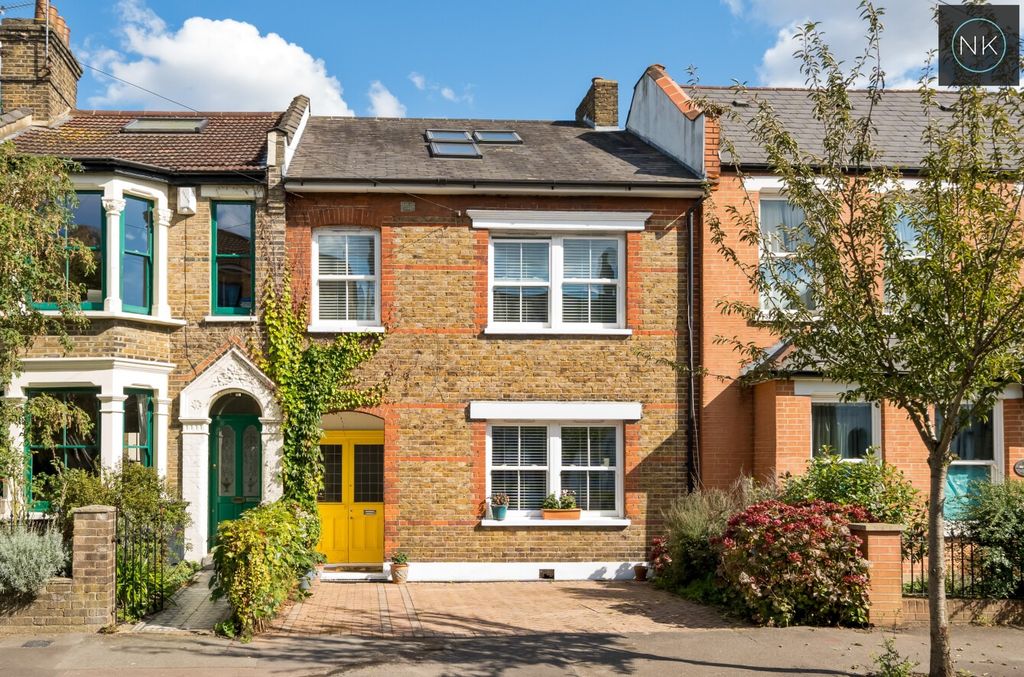 Property photo 1 of 22 3592122