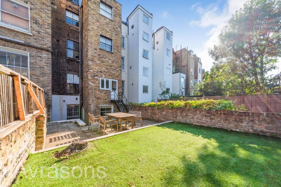 Property photo 2 of 10