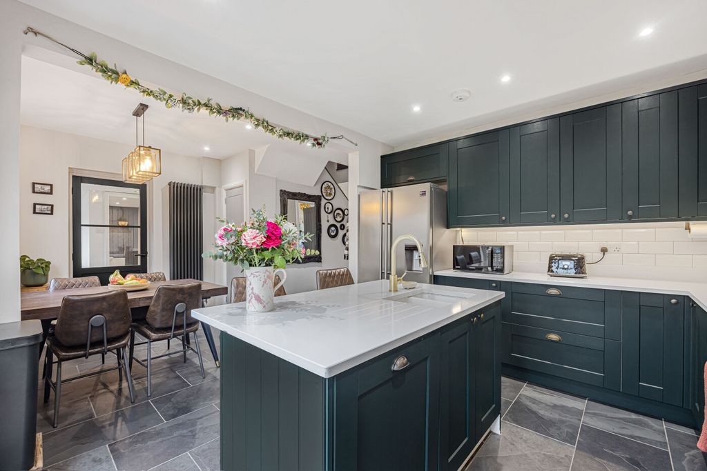 Property photo 2 of 26 11_72678