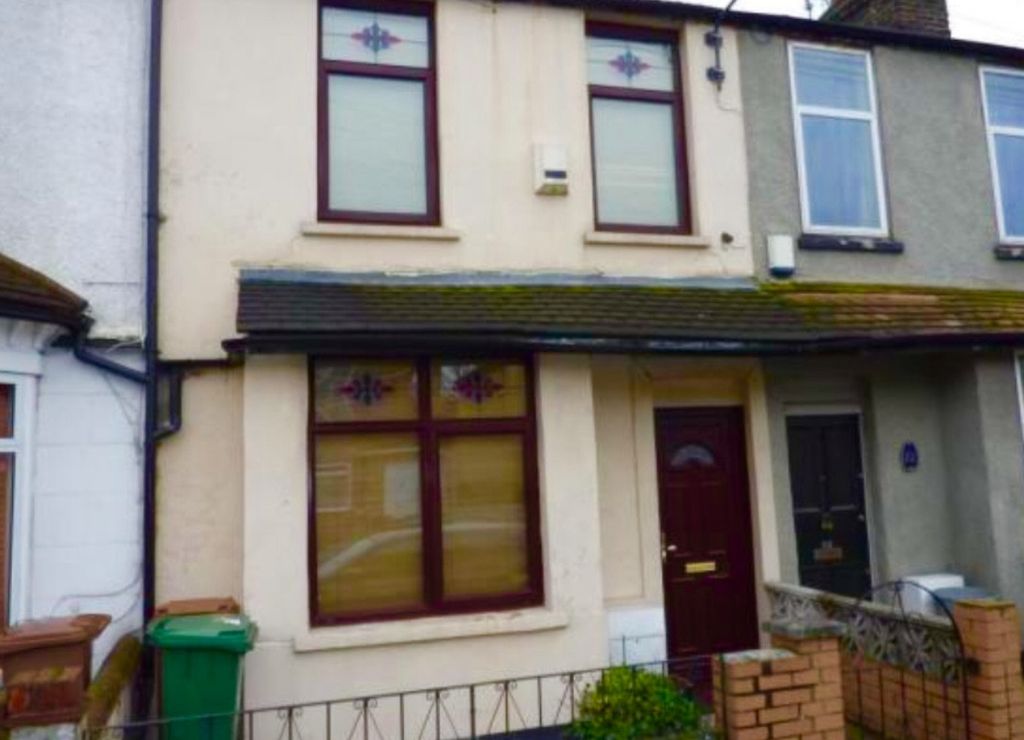 Property photo 1 of 9