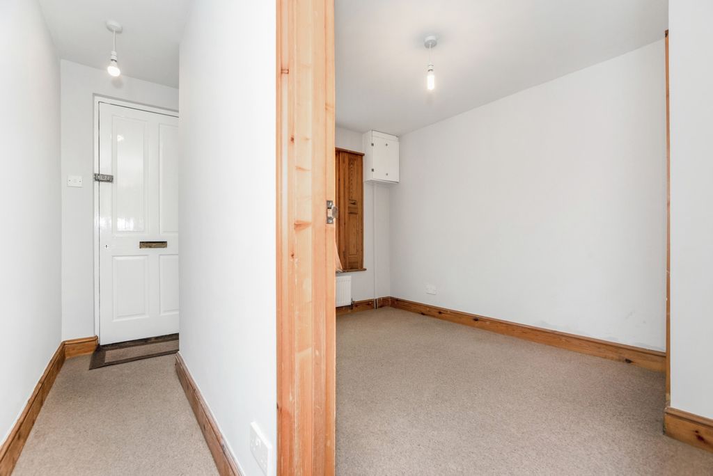 Property photo 3 of 15 Photo 1