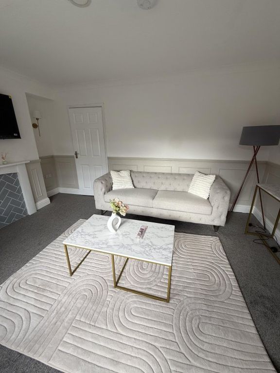 Property photo 2 of 12 9667661.Jpg