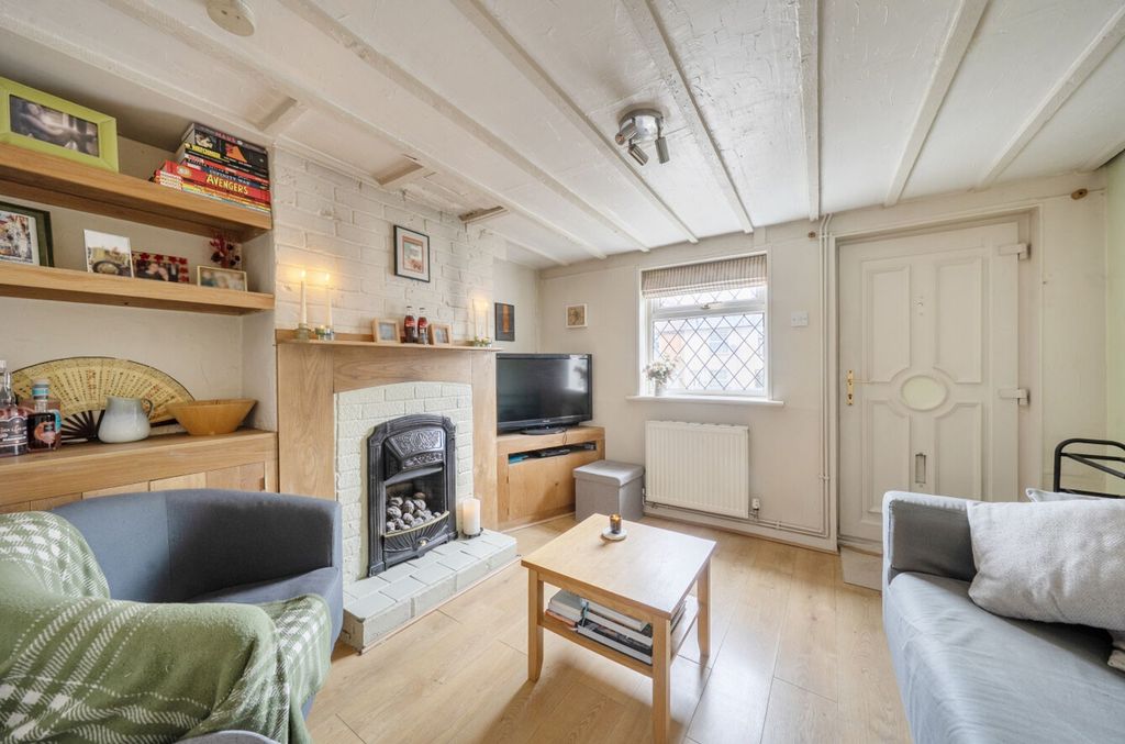 Property photo 2 of 16