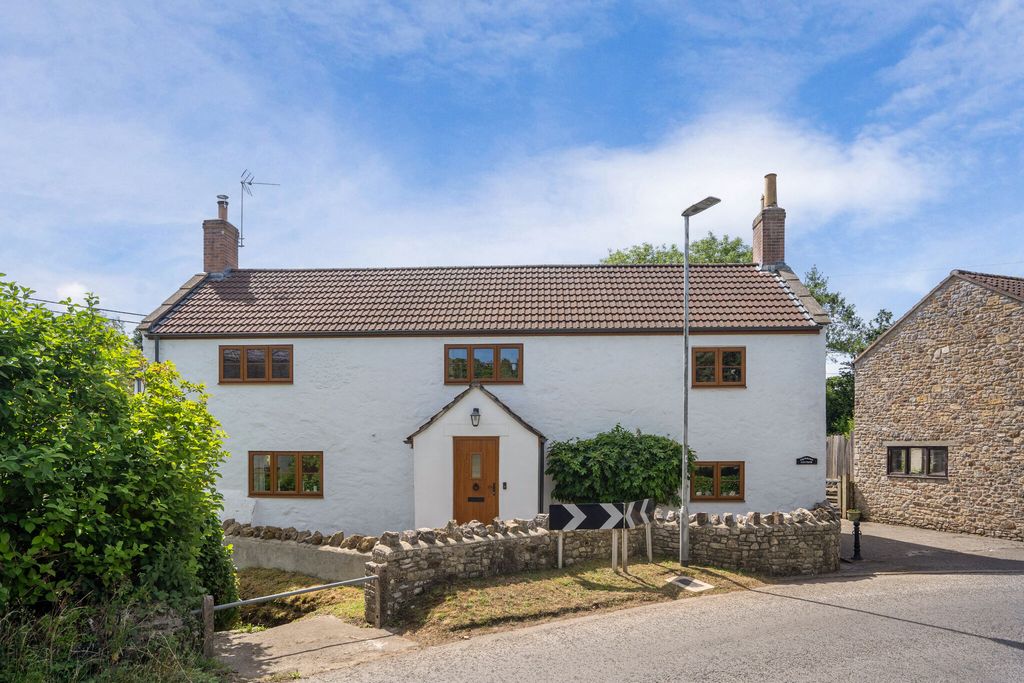 Property photo 1 of 22