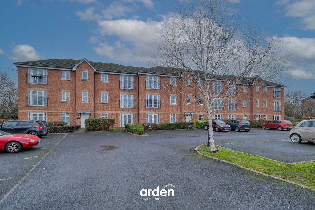 Property photo 1 of 9