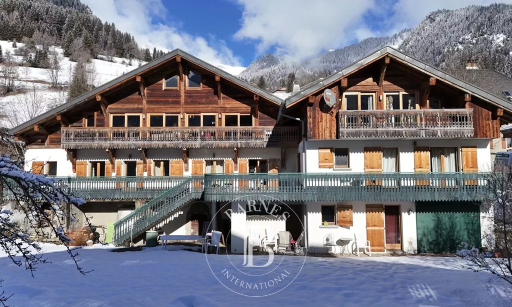 Property photo 1 of 43