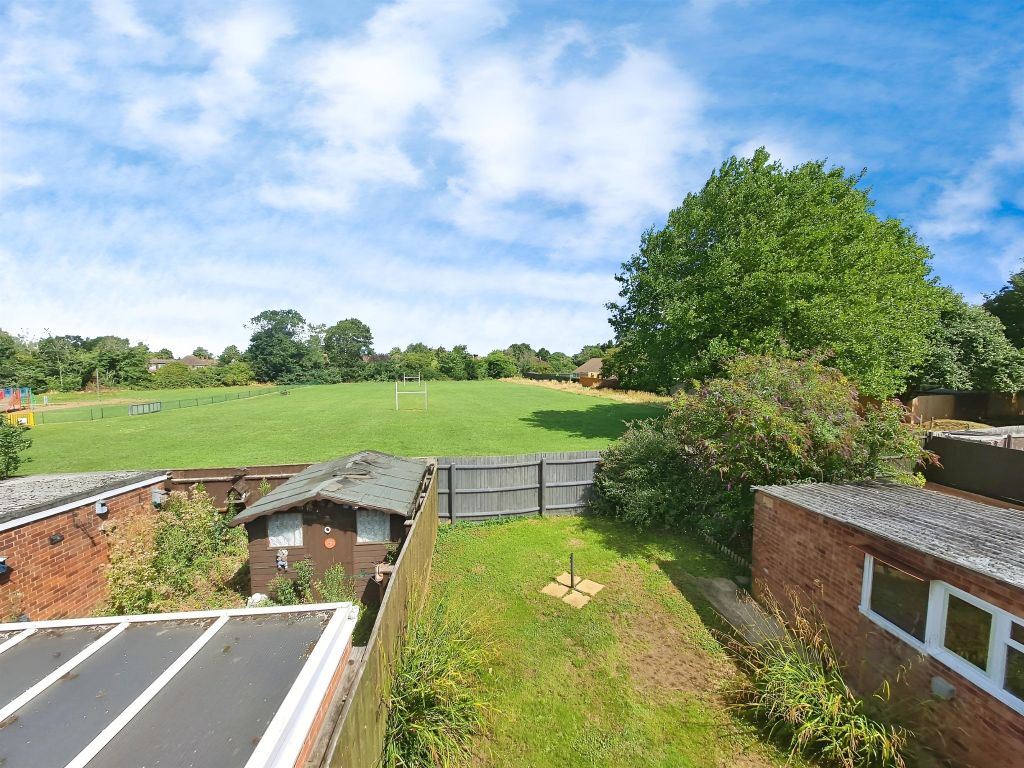 Property photo 2 of 11
