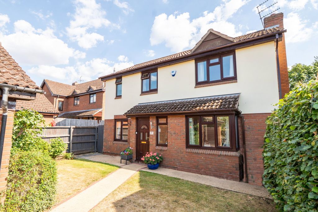 Property photo 2 of 22