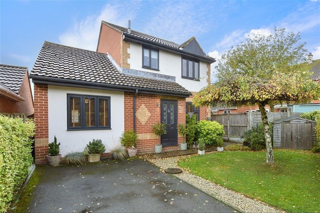 Property photo 2 of 13 Front External ( Web)