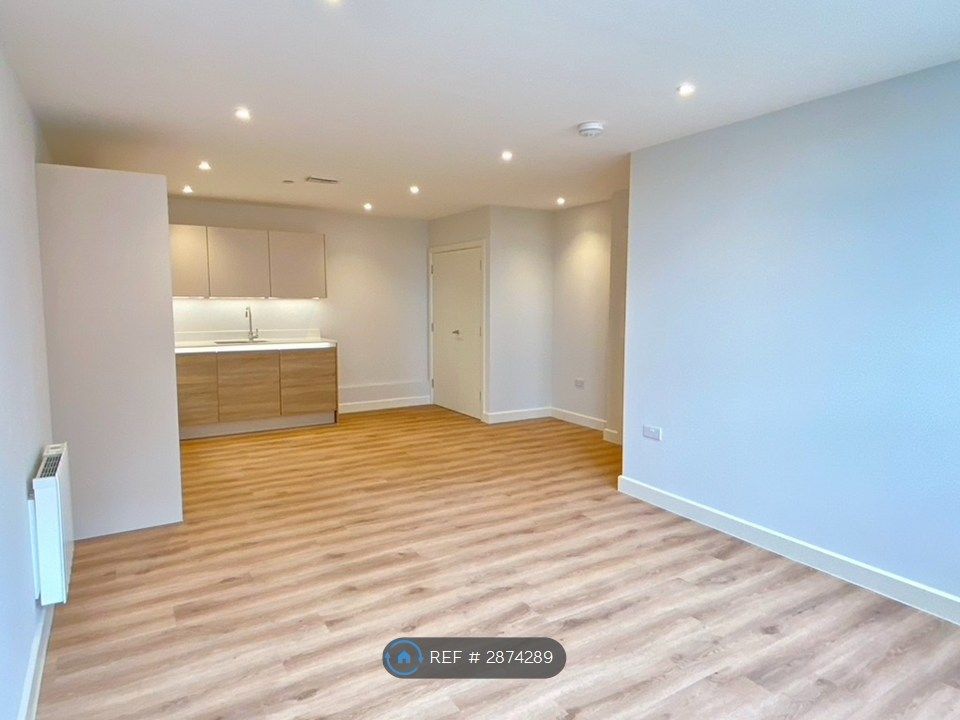 Property photo 2 of 15 Lounge