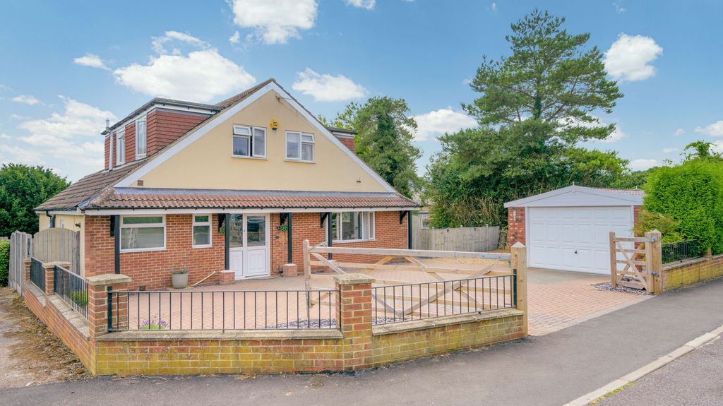 Property photo 1 of 27