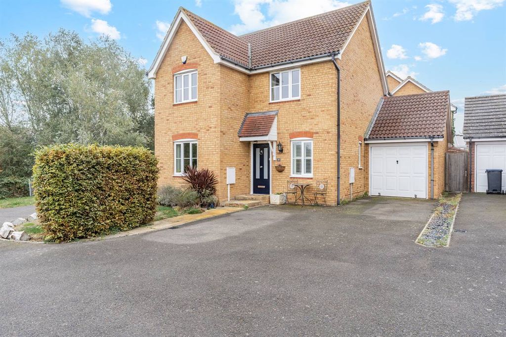 Property photo 1 of 24