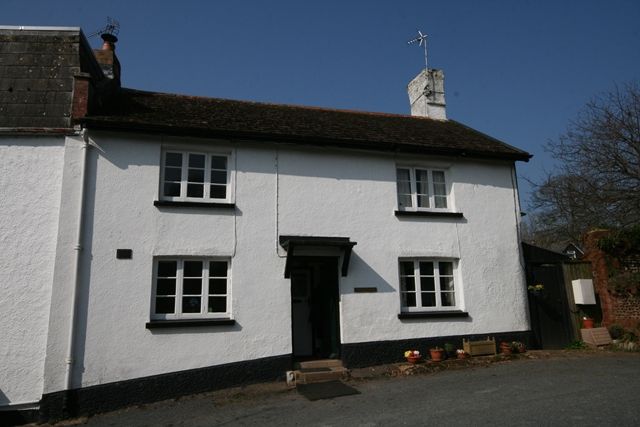 Property photo 1 of 9