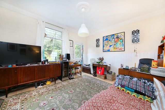 Property photo 2 of 8