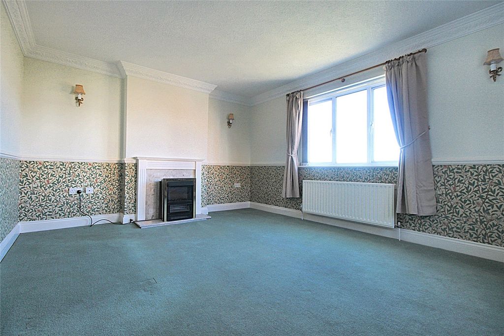 Property photo 2 of 17 Picture No. 09