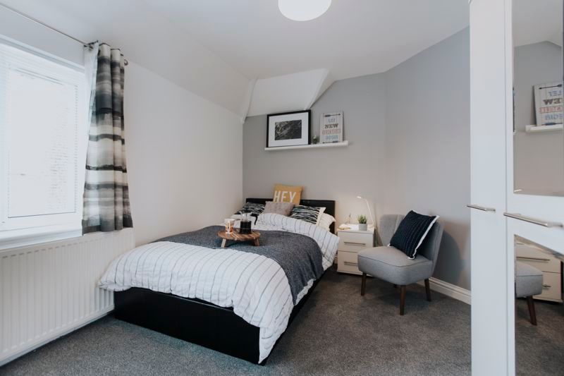 Property photo 2 of 7 Photo 3