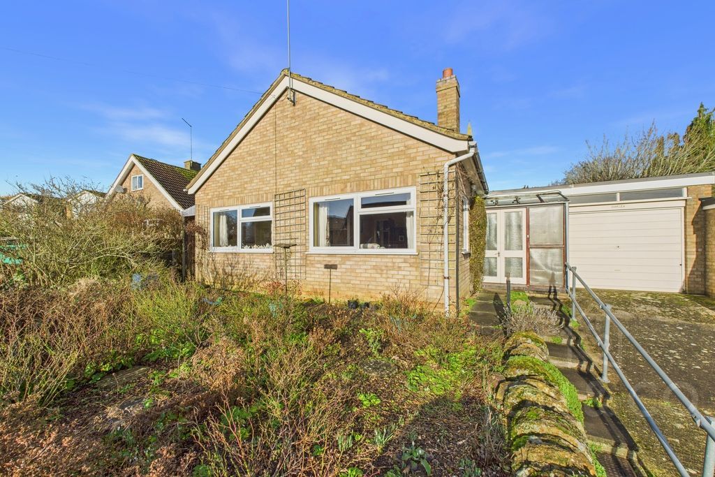 Property photo 1 of 13