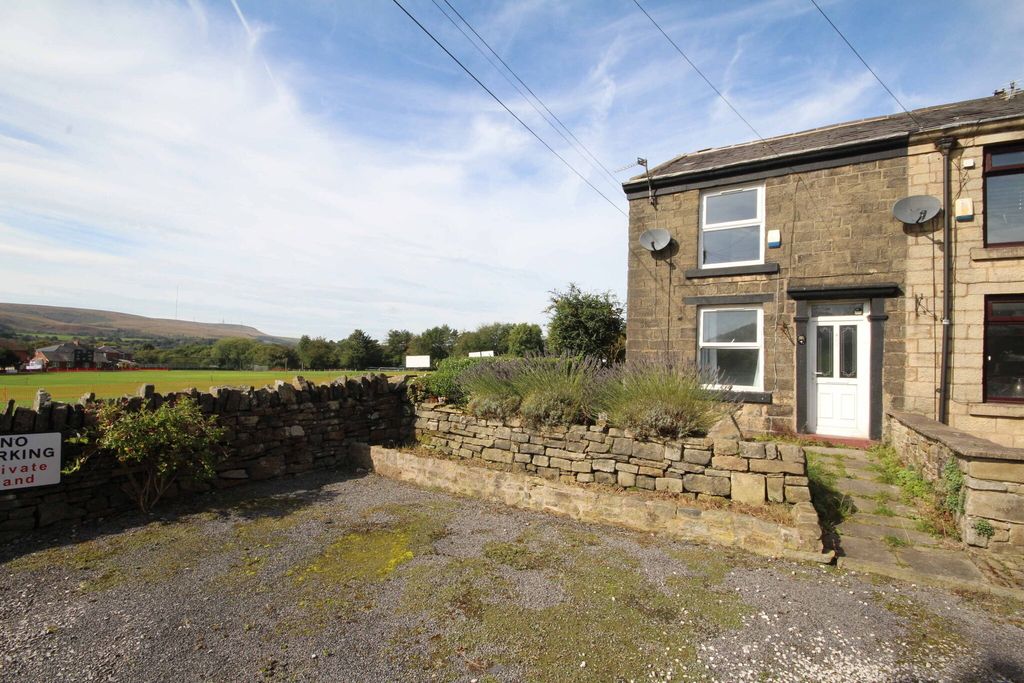 Property photo 1 of 11 Photo