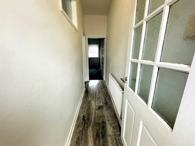 Property photo 2 of 19 Hallway