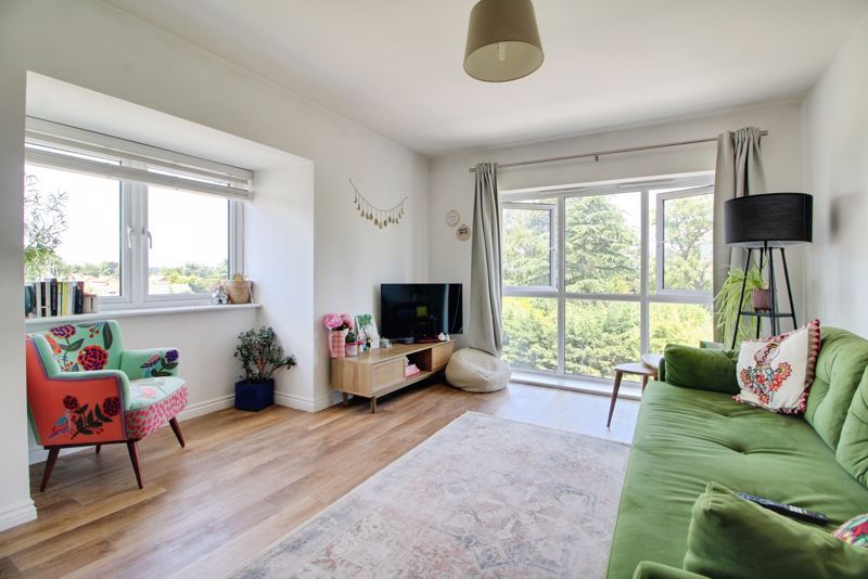 Property photo 2 of 8 Photo 7