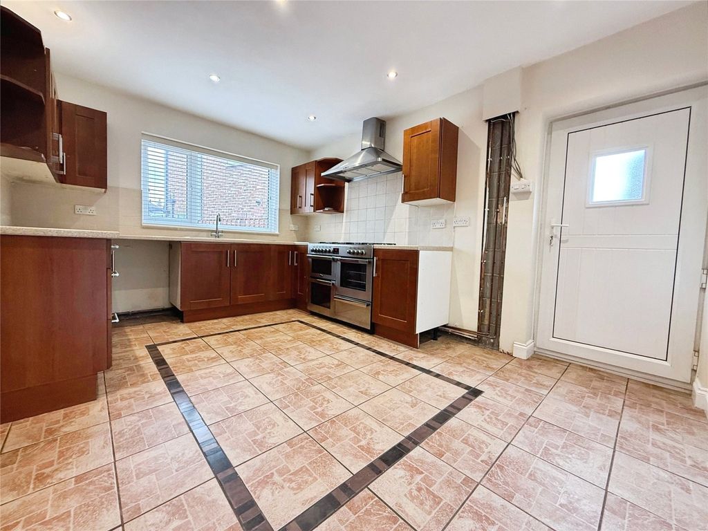 Property photo 3 of 26 Kitchen-Diner