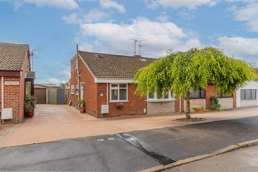 Property photo 1 of 29