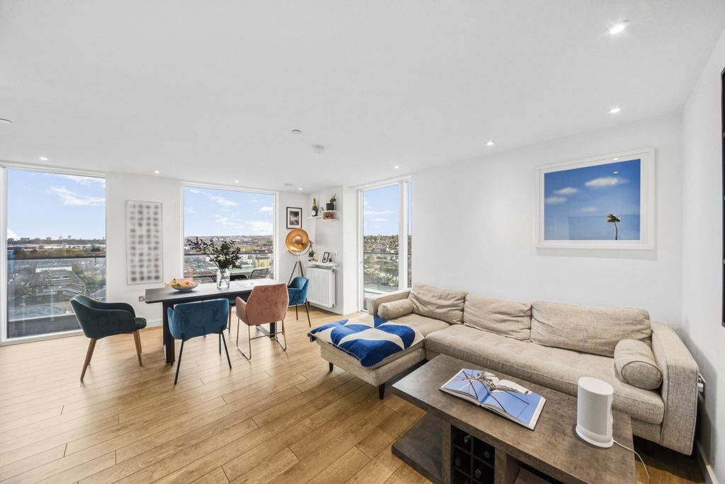 Property photo 1 of 17 Dsc_0665_High