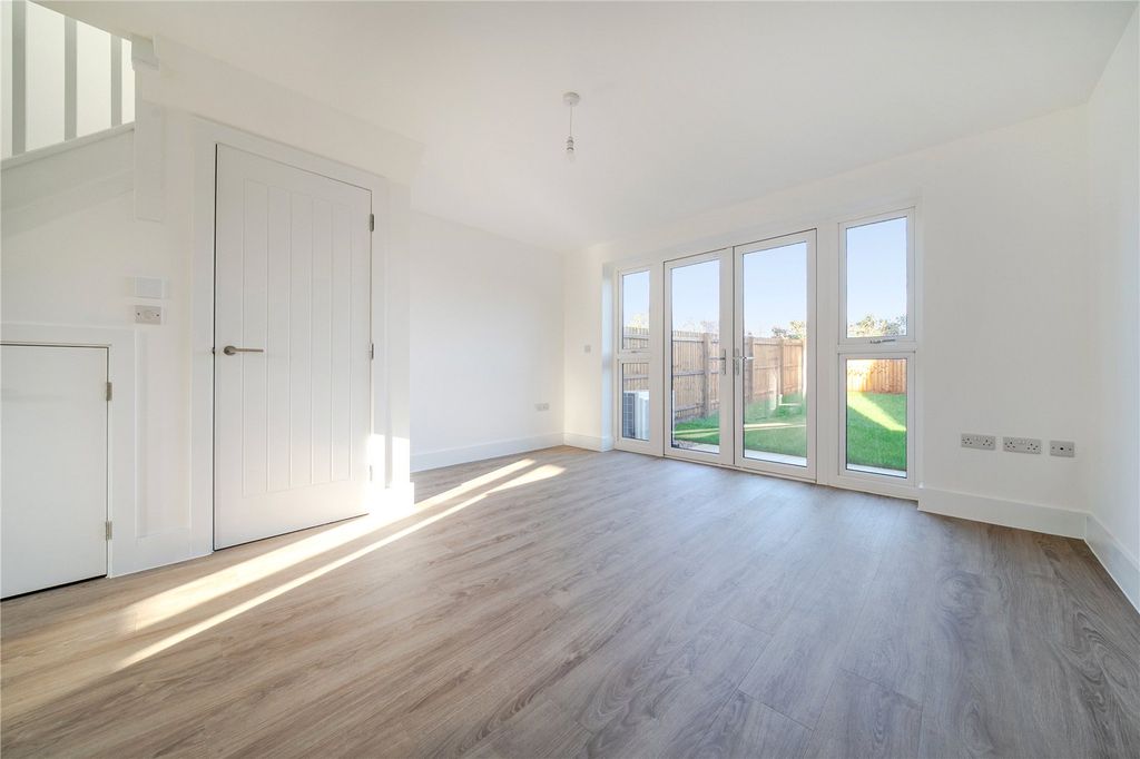 Property photo 3 of 20 Picture No. 10