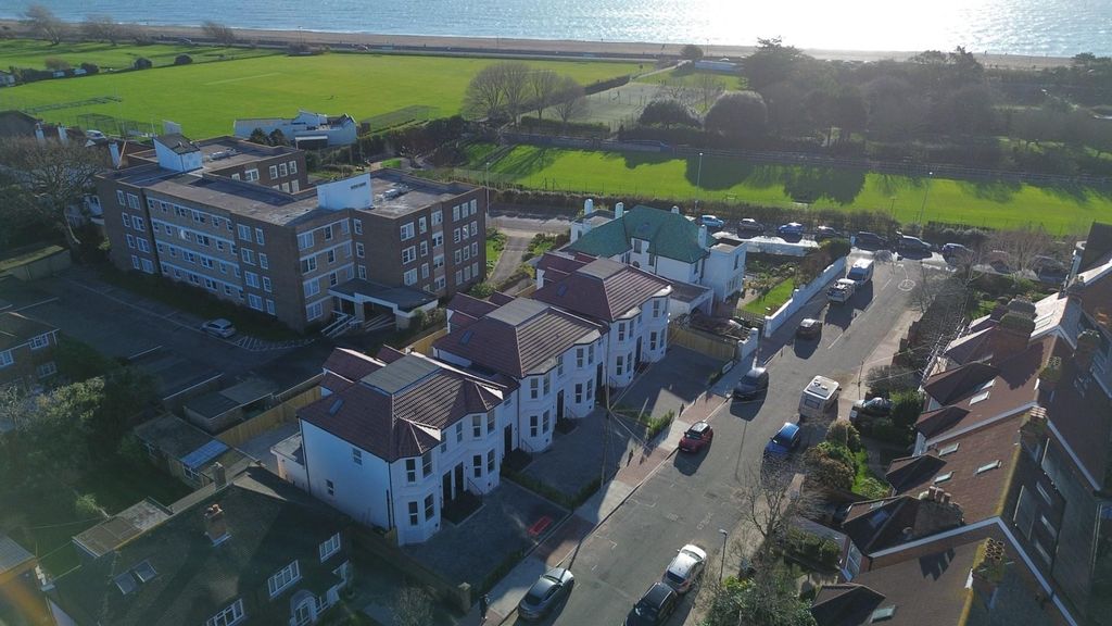 Property photo 2 of 52 Dji_0151.Jpg