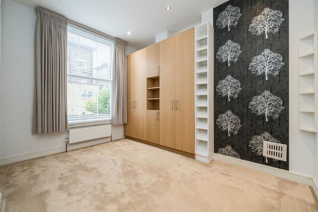 Property photo 3 of 6